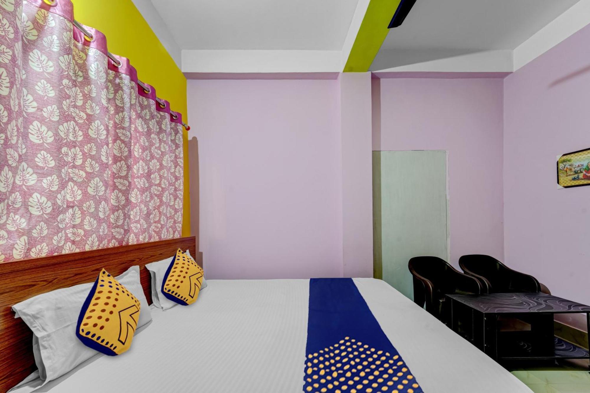 Hotel O Home Trimurti Guest House 구와하티 외부 사진
