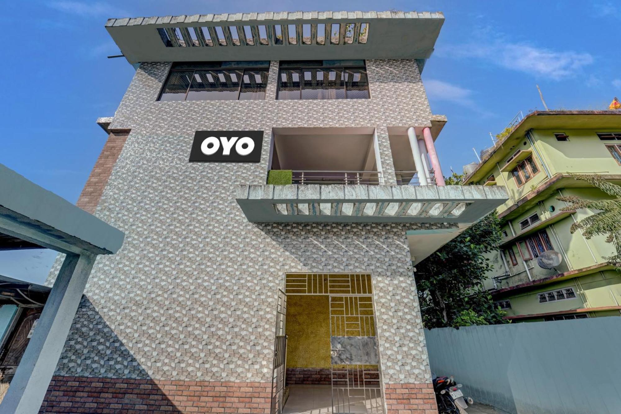 Hotel O Home Trimurti Guest House 구와하티 외부 사진